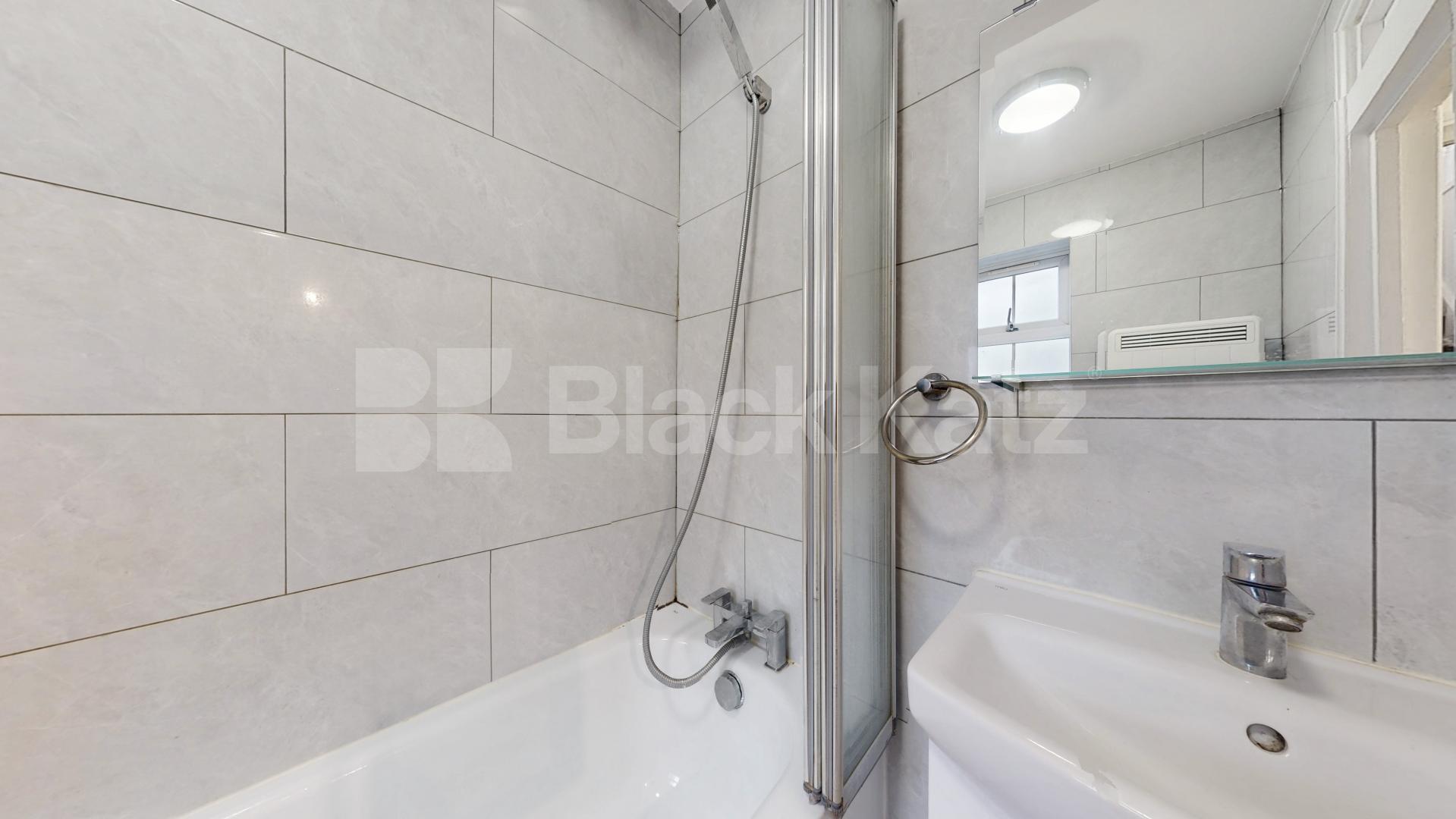 Spacious two bed set within a period house minutes to tube and shops Camden Road, Camden